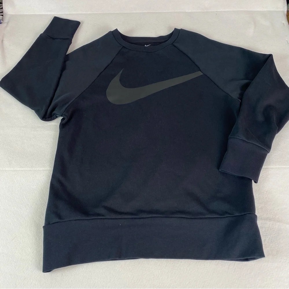 Nike Sweatshirt Women’s Size XS Black Long Sleeve Crewneck Dri fit - Picture 6 of 9